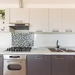 Serene Retreat Apartments Apartman